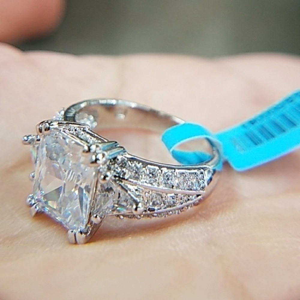 4ct Emerald cut Engagement Ring size 9
